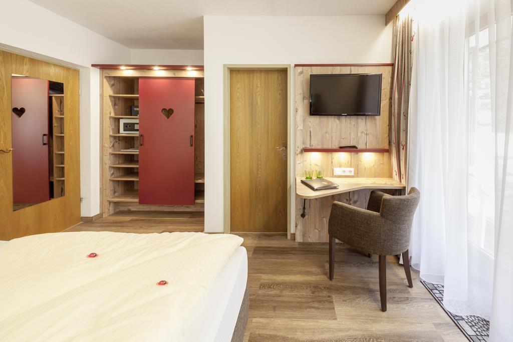 Raffl'S Hotel Лойташ Екстер'єр фото